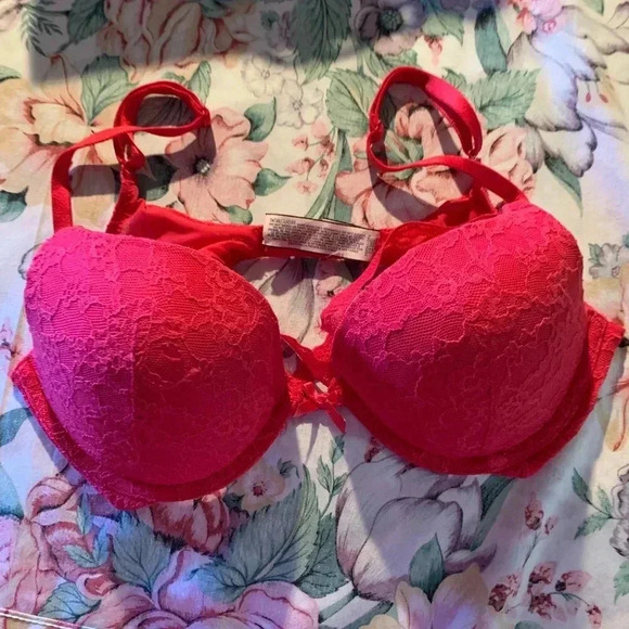 Victoria's Secret Other - Victoria Secret Women’s  Red Bra Size 34 C